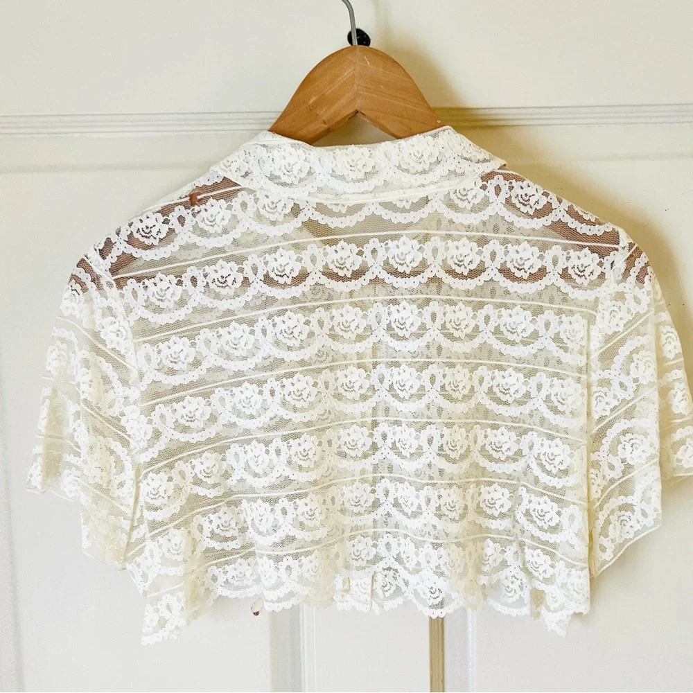 Vintage Lace Overlay. - Picture 2 of 4